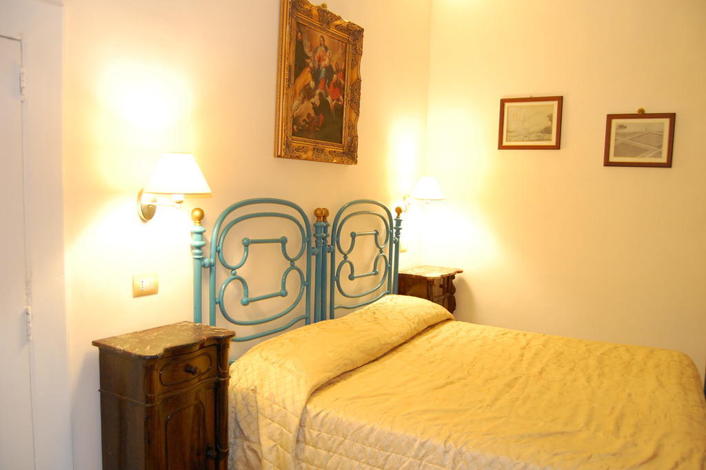 B&B Casa Cavalli 卢切拉 外观 照片